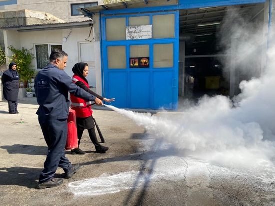 آمادگی کارکنان بیمارستان در برابر حوادث آتش‌سوزی 